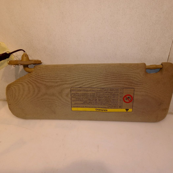 Pare-soleil droit occasion TOYOTA AVENSIS II phase 1 05-2003->08-2006 115 D-4D 7431005161B1 2