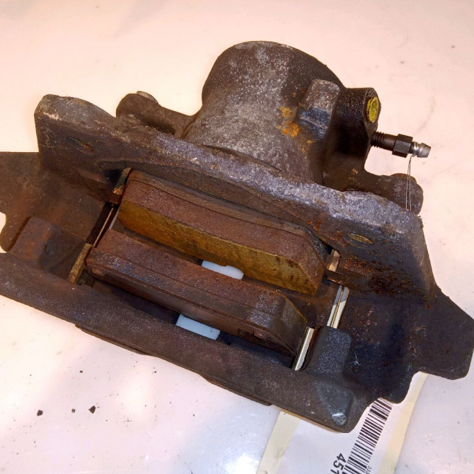 Etrier de frein avant gauche occasion MERCEDES CLASSE A I Phase 1 01-1998->03-2001 A 170 CDI 1684200283 2