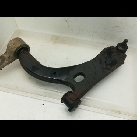 Triangle inf avg occasion FORD FIESTA V Phase 2 10-2005->10-2008 1.3i 1436170