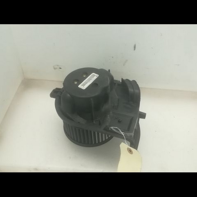 Ventilateur de chauffage occasion RENAULT CLIO II Phase 2 06-2001->07-2006 1.6 16v 7701051271 1