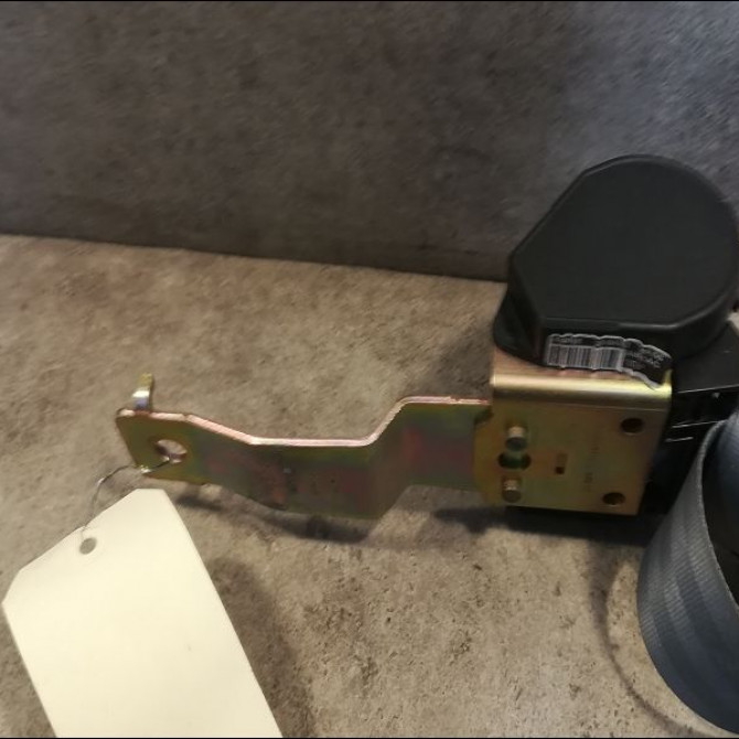 Ceinture avant droite occasion RENAULT MEGANE I Phase 2 03-1999->06-2003 1.4i 16v 7700430618 3