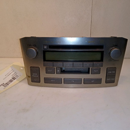 Autoradio occasion TOYOTA AVENSIS II phase 1 05-2003->08-2006 115 D-4D 8612005071