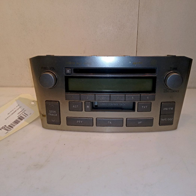 Autoradio occasion TOYOTA AVENSIS II phase 1 05-2003->08-2006 115 D-4D 8612005071 1