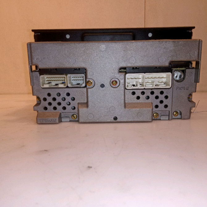 Autoradio occasion TOYOTA AVENSIS II phase 1 05-2003->08-2006 115 D-4D 8612005071 2