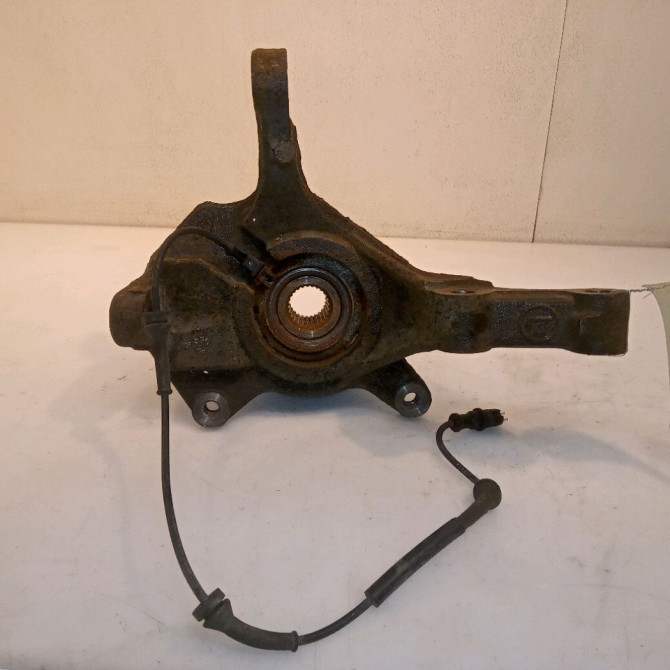 Moyeu avg occasion RENAULT ESPACE IV Phase 1 09-2002->03-2006 2.2 DCI 8200570190 2