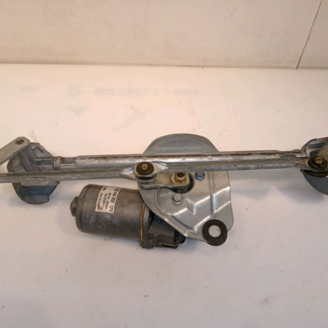 Moteur essuie-glace avant occasion TOYOTA YARIS I Phase 1 04-1999->03-2003 851100D020 2