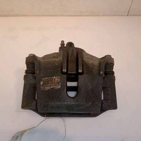 Etrier de frein avant droit occasion TOYOTA YARIS I Phase 1 04-1999->03-2003 4773009020