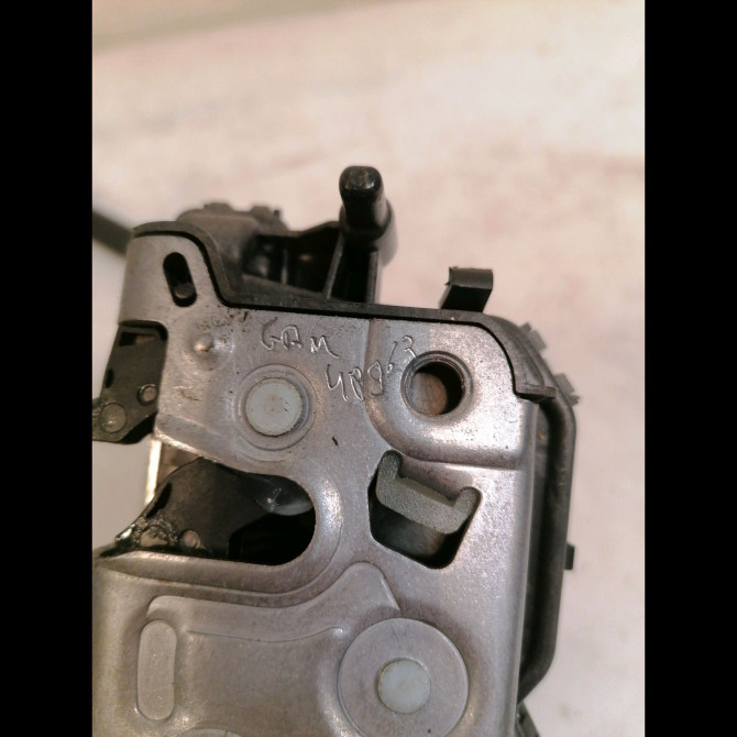 Serrure porte avd occasion PEUGEOT RCZ 1610923980 2