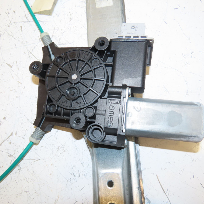 Mecanisme + moteur lève-glace avant droit occasion OPEL CORSA IV Phase 2 01-2011->03-2015 1.0i 65ch 39161990 2