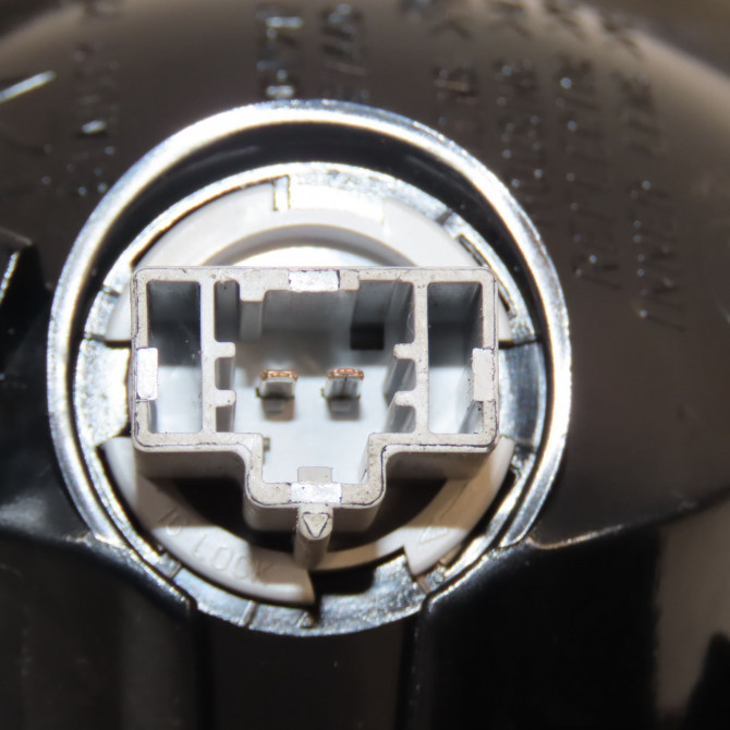 Feu arrière interieur gauche occasion MAZDA 3 I Phase 2 07-2006->06-2009 2.0 MZR BP4N513J0E 3