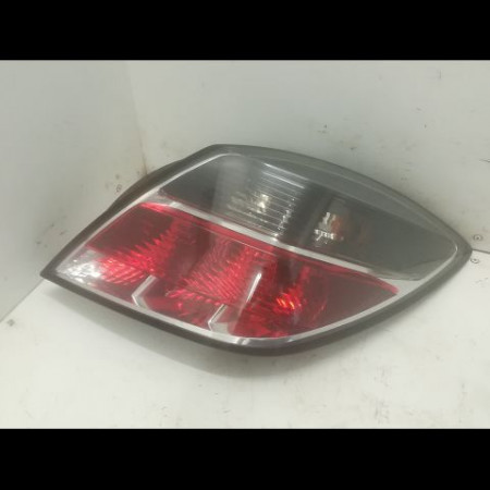 Feu arrière droit occasion OPEL ASTRA III ASTRA III Phase 1 2004-04-01->2006-12-31 1.7 CDTI 100ch 93190791