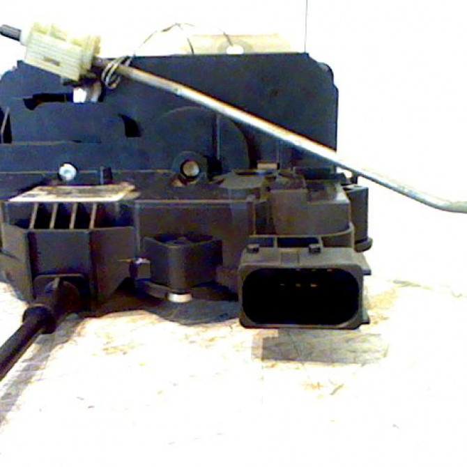 Serrure porte avd occasion OPEL CORSA IV Phase 2 01-2011->03-2015 13258275 2