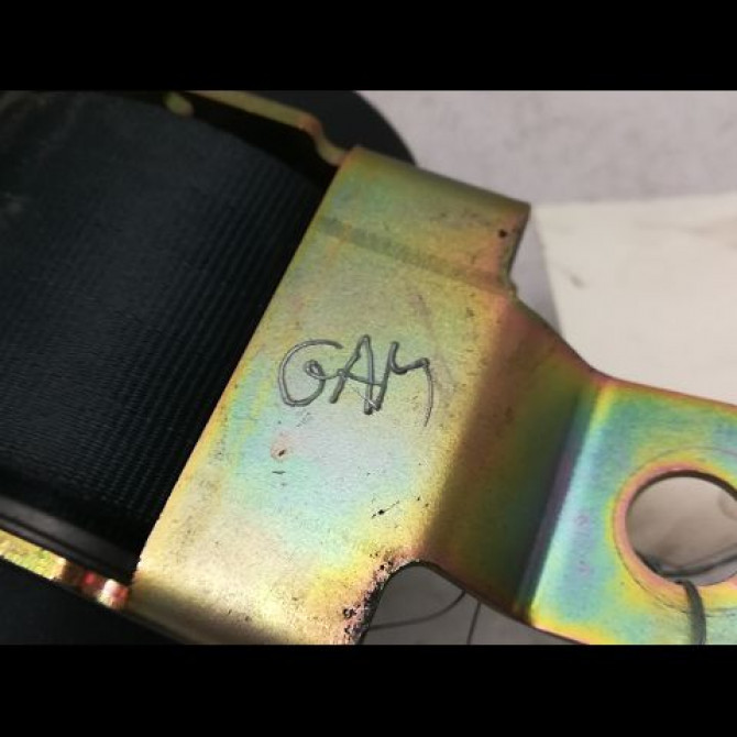 Ceinture centrale arriere occasion PEUGEOT 307 Phase 1 04-2001->06-2005 2.0 HDI 110ch 8974JS 4