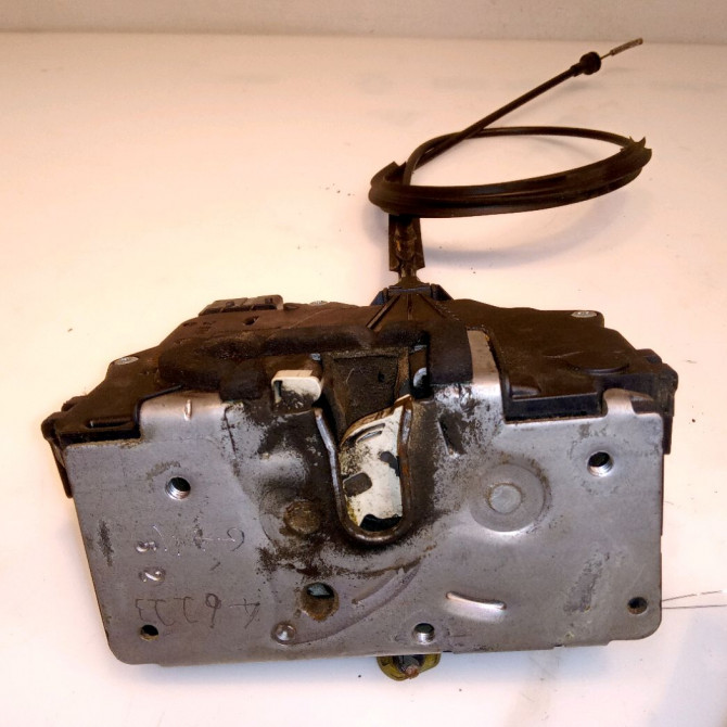 Serrure porte avg occasion FIAT GRANDE PUNTO III Phase 1 09-2005->12-2013 1.3 DT MULTIJET 16v 75ch 51905697 1