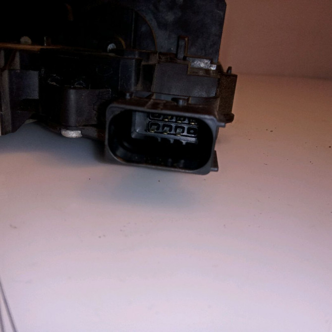 Serrure porte avd occasion FIAT GRANDE PUNTO III Phase 1 09-2005->12-2013 1.3 DT MULTIJET 16v 75ch 52065108 3