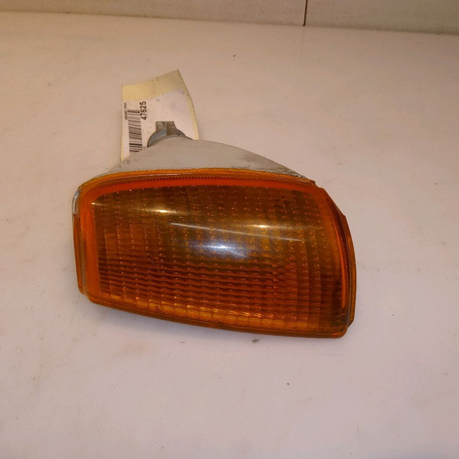Clignotant gauche occasion VOLKSWAGEN POLO II Phase 2 10-1990->06-1994 1