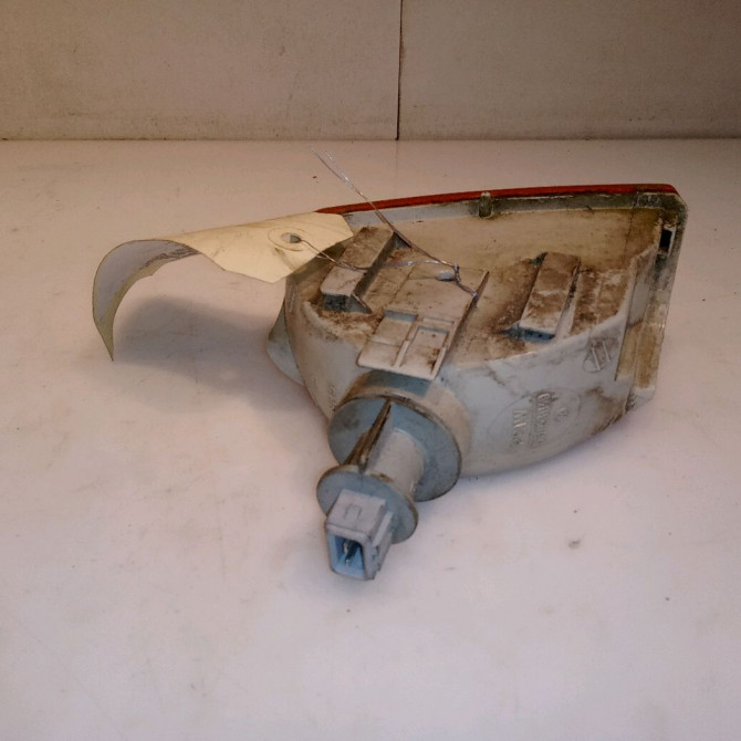 Clignotant gauche occasion VOLKSWAGEN POLO II Phase 2 10-1990->06-1994 2