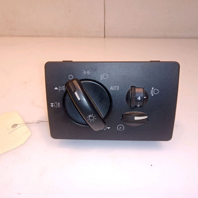 Interrupteur commande de phares occasion FORD FOCUS II Phase 1 09-2004->12-2007 1.8 TDCI 115ch 1471867 1