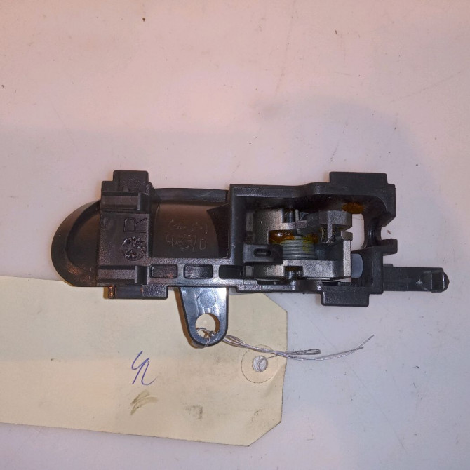 Poignee int porte avd occasion TOYOTA YARIS I Phase 1 04-1999->03-2003 692050D030B2 2