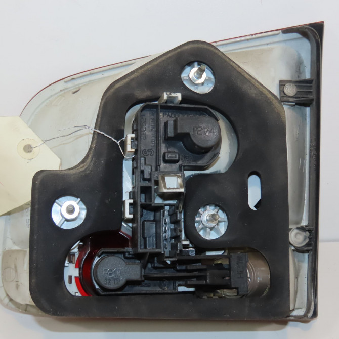 Feu arrière interieur gauche occasion VOLKSWAGEN TOUAREG I Phase 1 11-2002->12-2006 2.5 TDI 175ch 7L6945093R 2