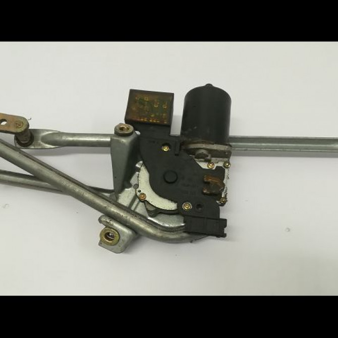 Moteur essuie-glace avant occasion MERCEDES CLASSE A I Phase 1 01-1998->03-2001 A 140 1688200242 4