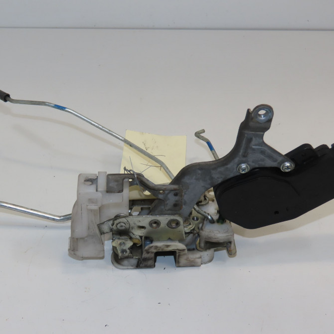 Serrure porte avg occasion TOYOTA AYGO I Phase 2 01-2009->06-2012 1.0 VVTI 690400H040 3