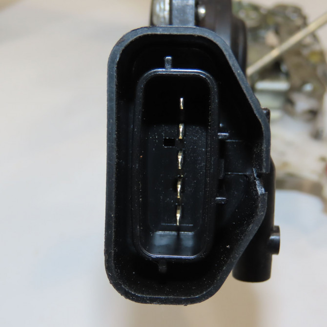 Serrure porte avg occasion TOYOTA AYGO I Phase 2 01-2009->06-2012 1.0 VVTI 690400H040 5