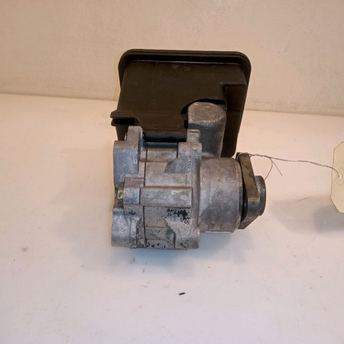 Pompe direction assistee occasion B.M.W. SERIE 3 COMPACT IV Phase 2 03-2003->12-2004 320 TD 149ch 32416756575 3
