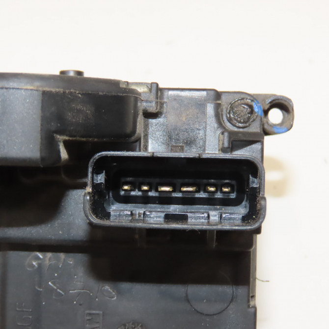 Serrure porte ard occasion  8200542366 5