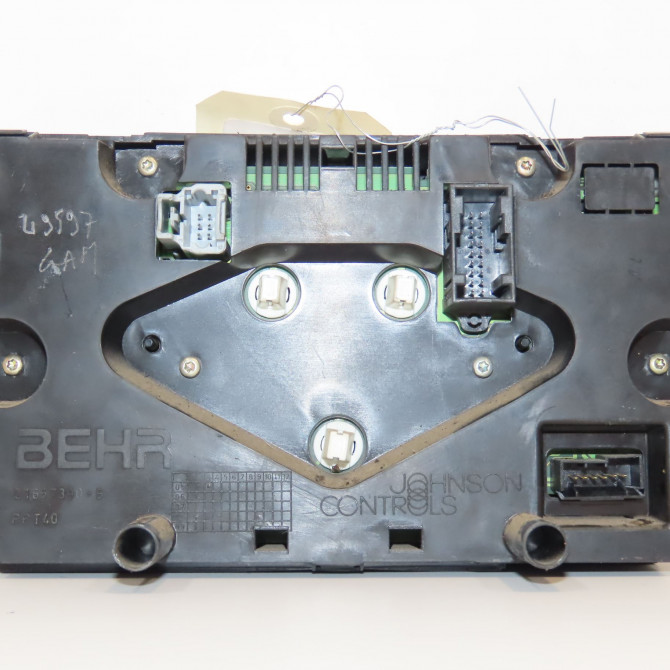 Commande de chauffage occasion PEUGEOT 206 206 phase 1 SW 2002-06-01->2006-12-31 1.6 HDI 110ch 2