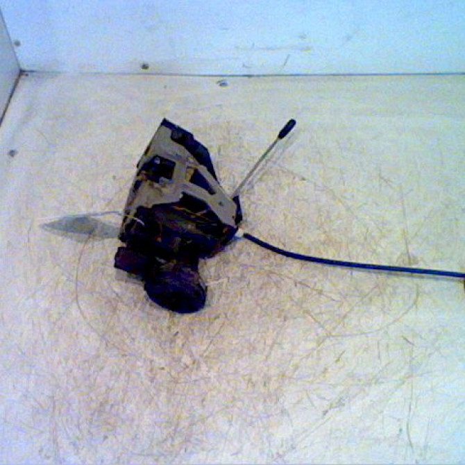 Serrure porte avg occasion MERCEDES CLASSE A I Phase 1 01-1998->03-2001 A 170 CDI 1687201935 1