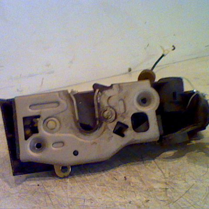 Serrure porte avg occasion MERCEDES CLASSE A I Phase 1 01-1998->03-2001 A 170 CDI 1687201935 3