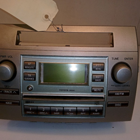 Autoradio occasion TOYOTA COROLLA VERSO II Phase 1 05-2004->06-2007 136 D-4D 861200F010