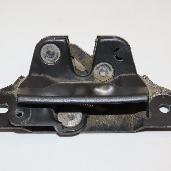 Serrure hayon occasion PEUGEOT 306 Phase 2 04-1997->03-2002 1.6i 90ch 871951 2