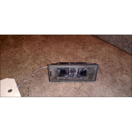 Eclaireur plaque de police d occasion RENAULT LAGUNA III Phase 1 10-2007->10-2010 1.5 DCI 8200480127