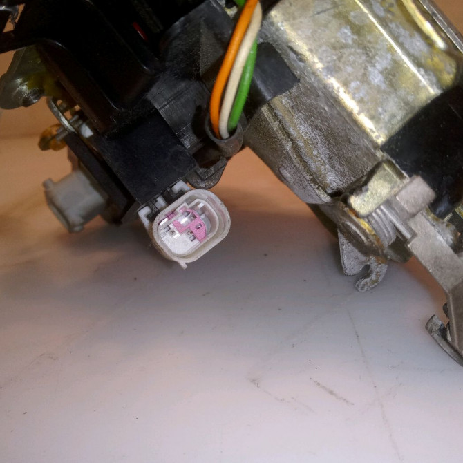 Serrure porte ard occasion B.M.W. SERIE 7 III Phase 1 06-1994->12-2001 51228125672 3