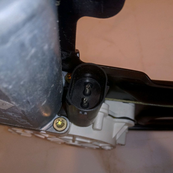 Mecanisme+moteur leve-glace ard occasion B.M.W. SERIE 7 III Phase 1 06-1994->12-2001 51358159836 3