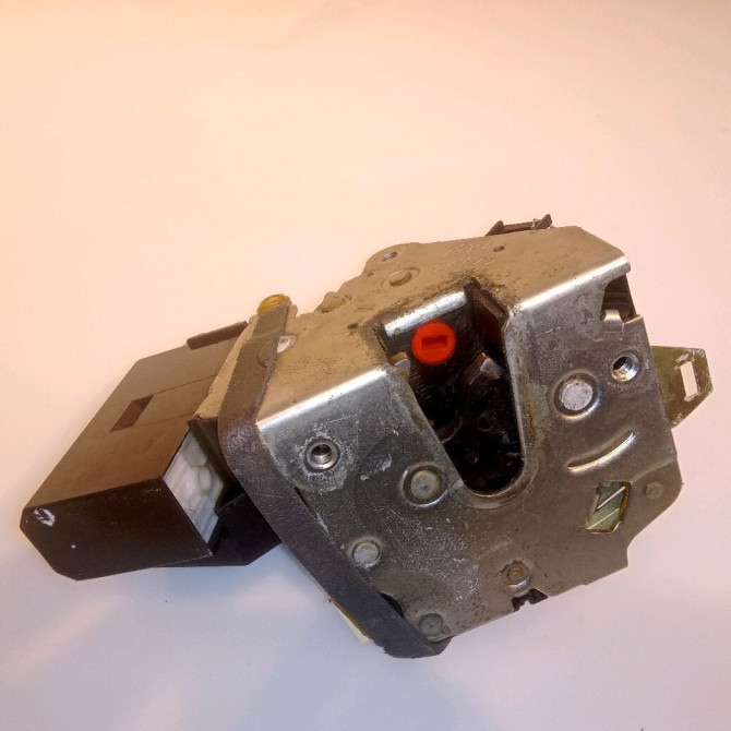 Serrure porte arg occasion B.M.W. SERIE 7 III Phase 1 06-1994->12-2001 51228125671 2