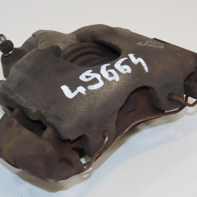 Etrier de frein avant droit occasion FORD PUMA Phase 1 04-1995->04-1999 1.7i 125ch 1478467 1