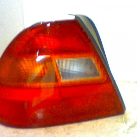 Feu arrière gauche occasion HONDA CIVIC III Phase 1 10-1987->11-1991 1.4i 33551ST3G11