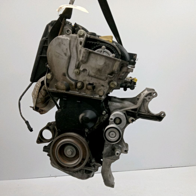 Moteur essence occasion RENAULT LAGUNA II Phase 1 11-2000->03-2005 1.6 16v 7701472712 1