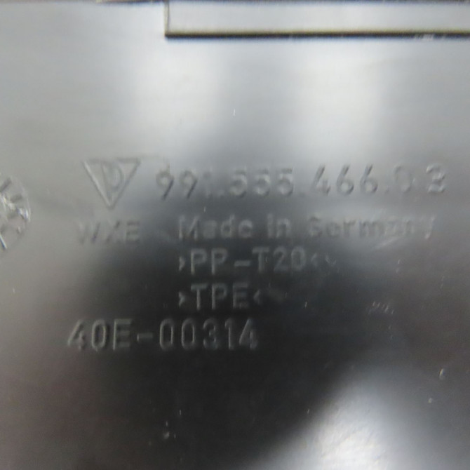 Protection aile avd occasion PORSCHE 3