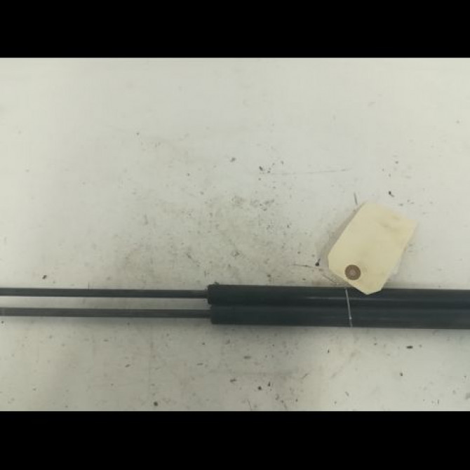 Verin droit hayon occasion FIAT PANDA II Phase 1 09-2003->12-2012 1.2i 60ch 46827091 1