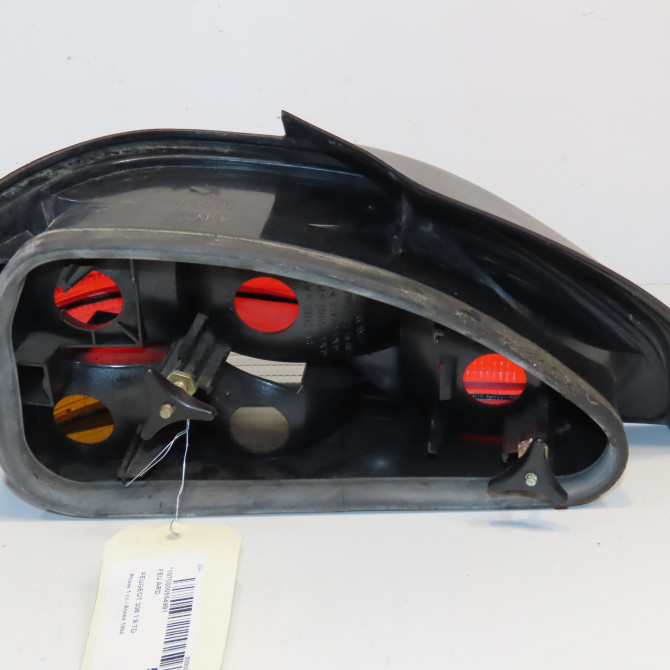 Feu arrière droit occasion PEUGEOT 306 Phase 1 09-1994->03-1997 1.9 TD 6351C9 2
