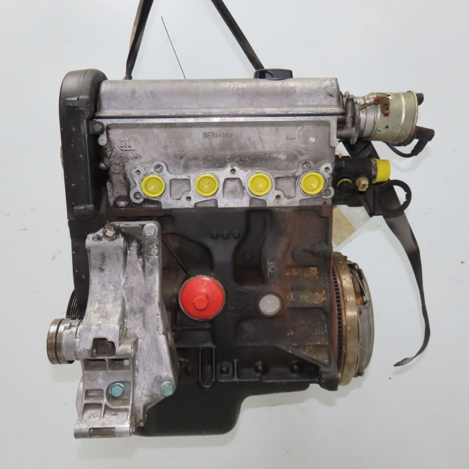 Moteur essence occasion VOLKSWAGEN POLO III Phase 1 10-1994->11-1999 1.6 32100098EX 2