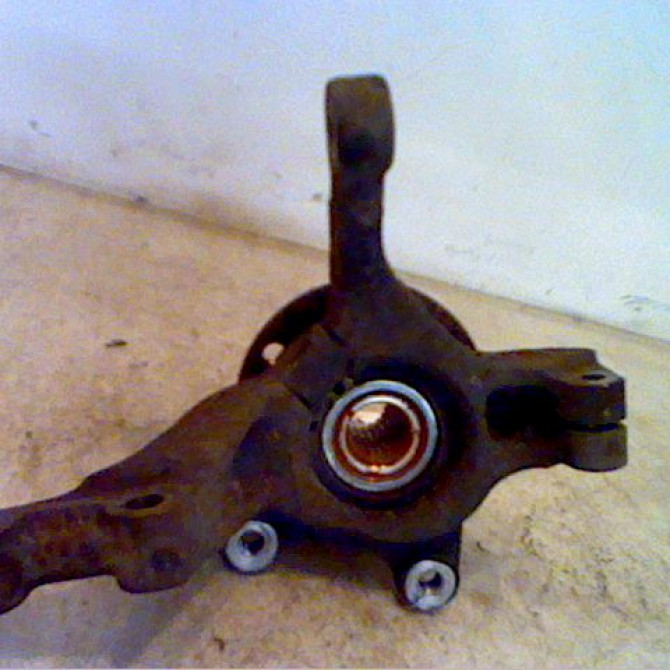 Moyeu avg occasion DACIA SANDERO I Phase 1 06-2008->10-2012 1.5 DCI 85ch 6001548867 2