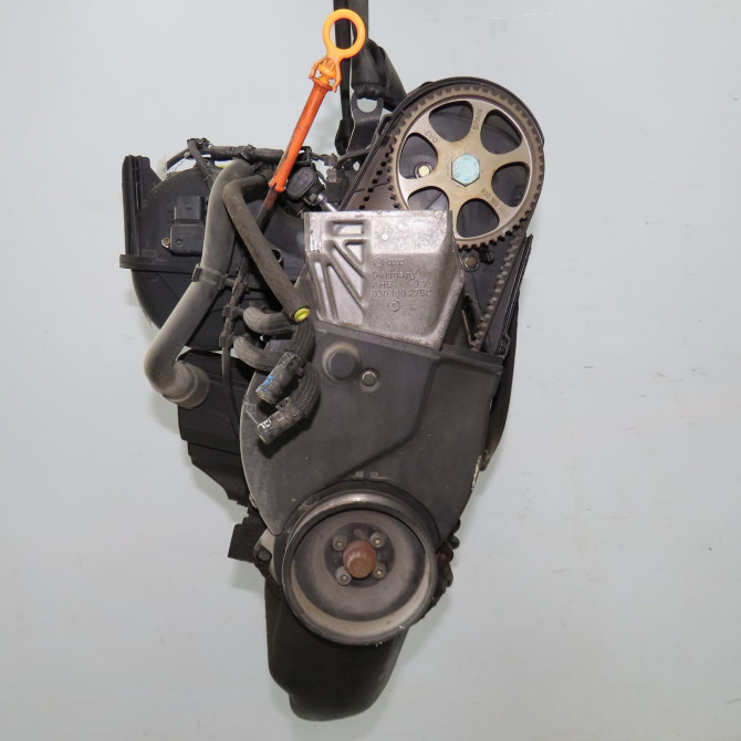 Moteur essence occasion VOLKSWAGEN POLO III Phase 1 10-1994->11-1999 1.6 32100098EX 1