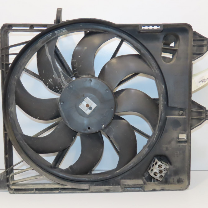 Ventilateur de refroidissement occasion RENAULT CLIO CAMPUS II Phase 1 07-2006->07-2009 1.5 DCI 65ch 7701070294 1