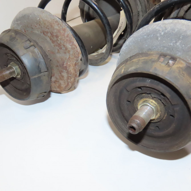 Amortisseur avant droit occasion MITSUBISHI PAJERO III Phase 2 02-2003->12-2006 MR554292 3