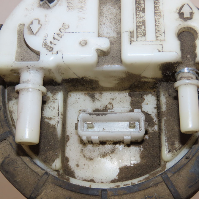 Jauge a carburant occasion PEUGEOT 306 Phase 2 04-1997->03-2002 1.9 TD 152561 4